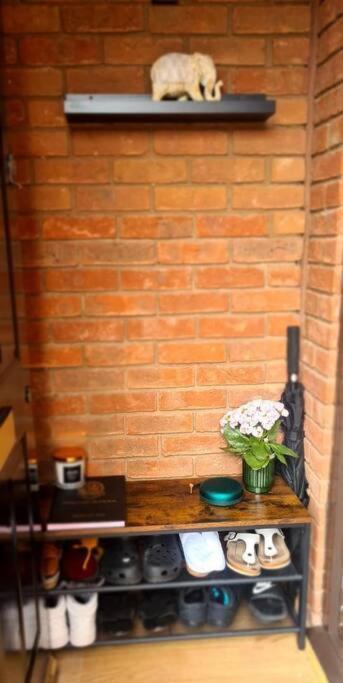 Lovely 2 Bedroom Flat With Free Parking New Southgate Екстер'єр фото